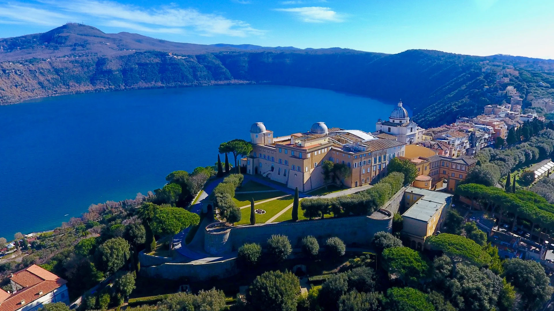 foto castel gandolfo papa