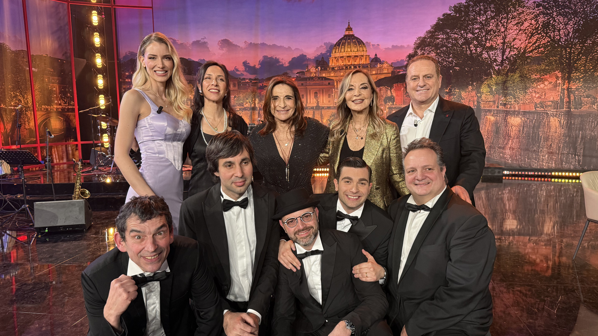 JERRY CALÀ, LINA SASTRI E MISS UNIVERSO A PARADISE (30-05-2025)